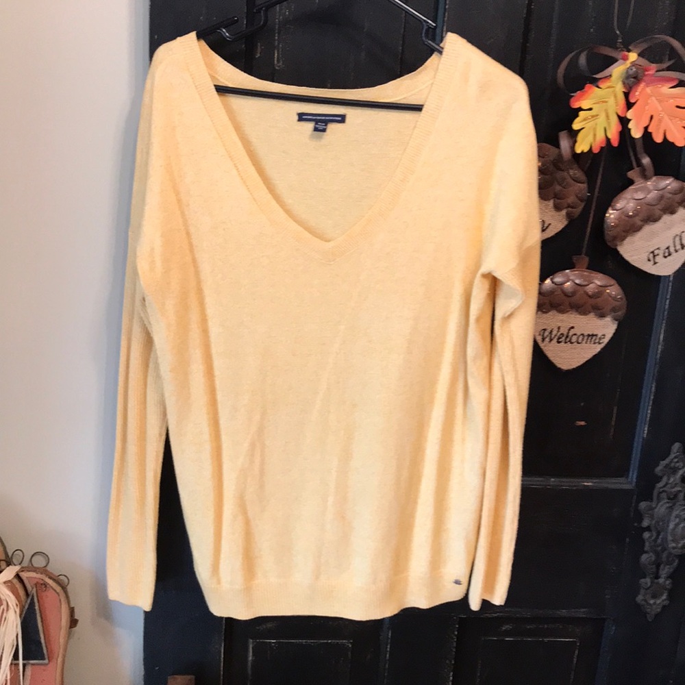 American Eagle Sweater Golden/yellow Medium